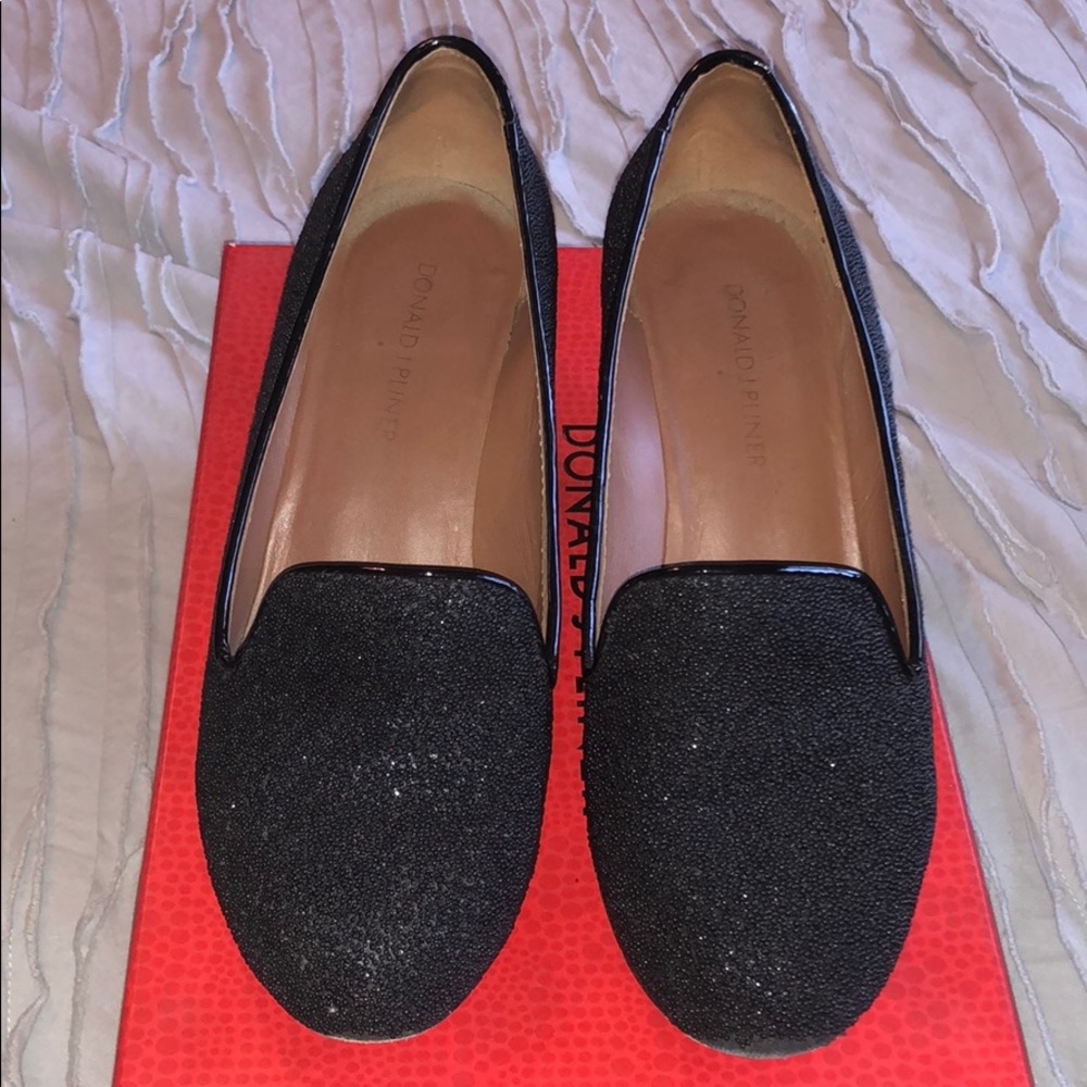 Donald Pliner wedges